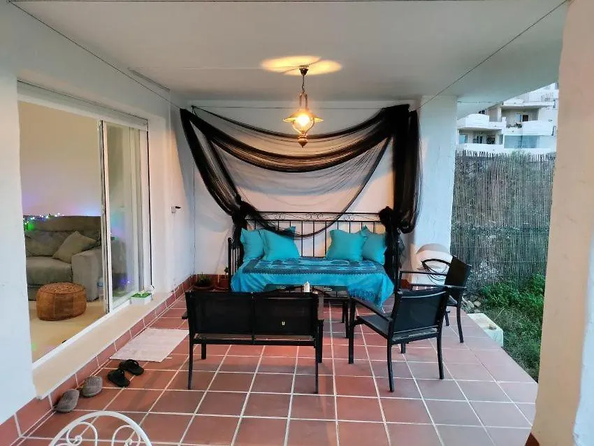 Hillview Apartment In Manilva Spain