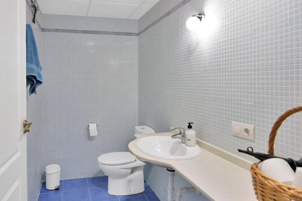 Hillview Apartment In Manilva