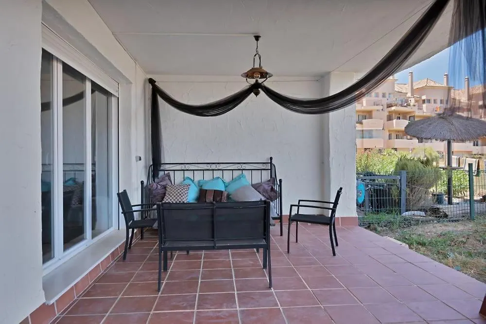 Hillview Apartment In Manilva